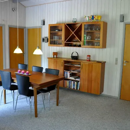 Three-bedroom Holiday In Juelsminde 9 *